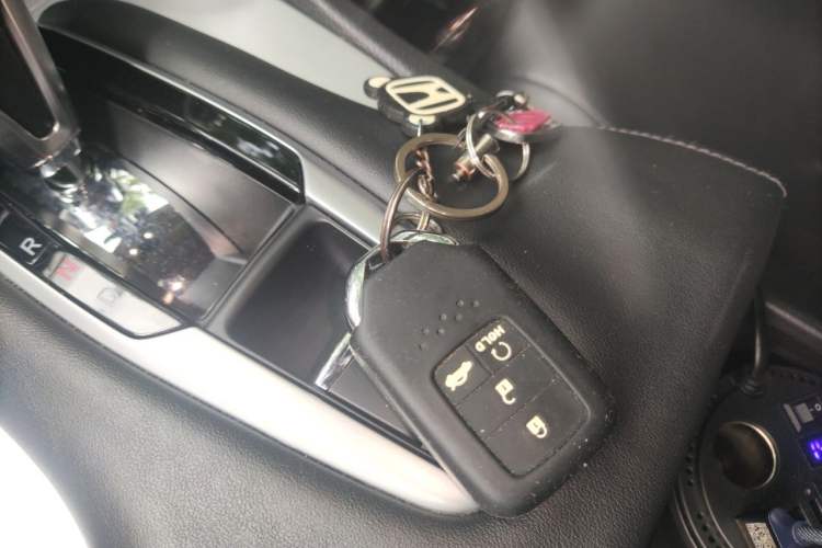 Used Honda Avancier 2017 240TURBO Two-Wheel Drive Premium Edition Vehicle Key