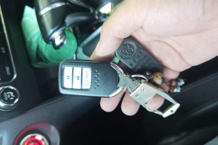 Used Honda Avancier 2017 240TURBO Two-Wheel Drive Comfort Version Vehicle Key
