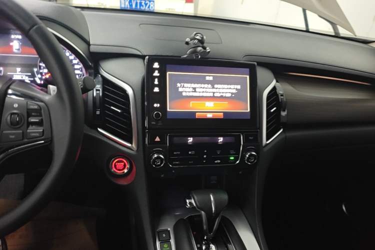 Used Honda Avancier 2017 240TURBO Two-Wheel Drive Premium Edition Audio And AC Panel