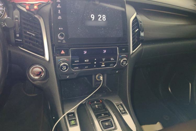 Used Honda Avancier 2017 370TURBO 2WD Luxury Edition Audio And AC Panel