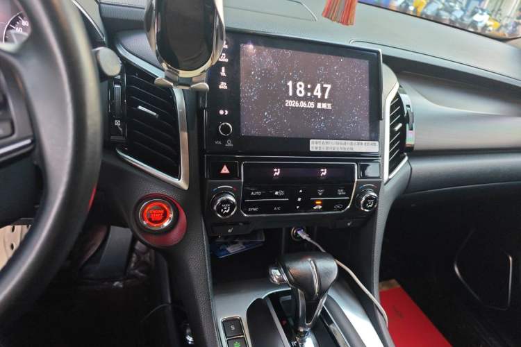 Used Honda Avancier 2017 240TURBO Two-Wheel Drive Luxury Edition Audio And AC Panel