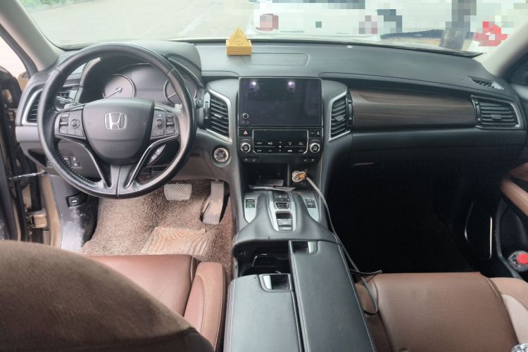 Used Honda Avancier 2017 370TURBO Four-Wheel Drive Supreme Edition Center Console