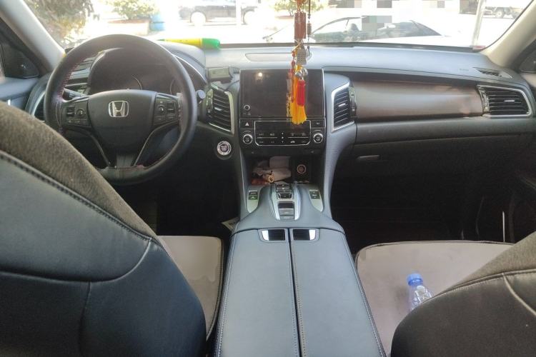 Used Honda Avancier 2017 370TURBO 2WD Luxury Edition Center Console