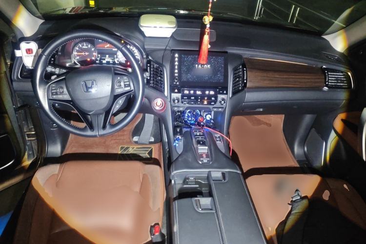 Used Honda Avancier 2017 370TURBO Four-Wheel Drive Supreme Edition Center Console