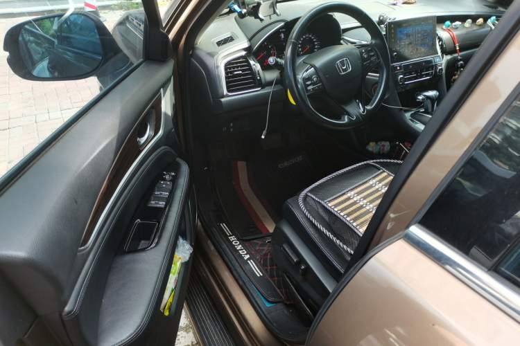 Used Honda Avancier 2017 240TURBO Two-Wheel Drive Luxury Edition Driver Seat