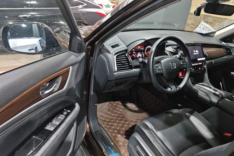 Used Honda Avancier 2017 370TURBO 2WD Luxury Edition Driver Seat
