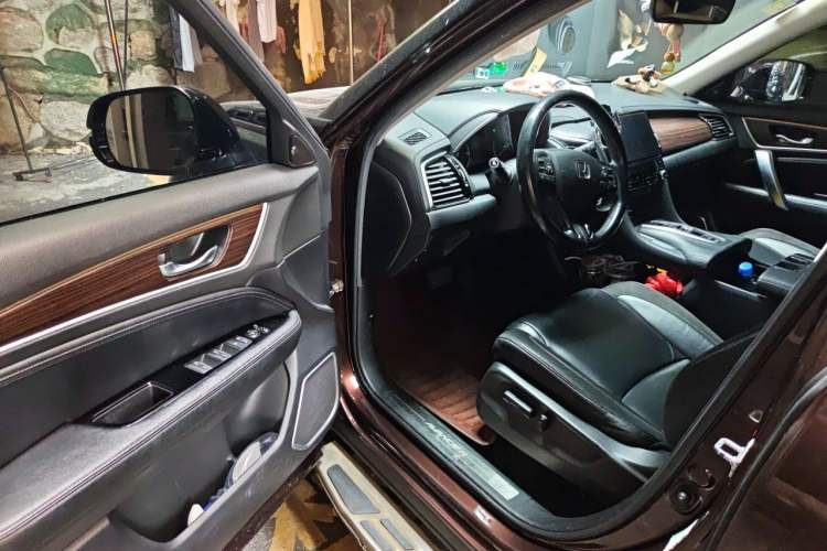 Used Honda Avancier 2017 370TURBO 2WD Luxury Edition Driver Seat