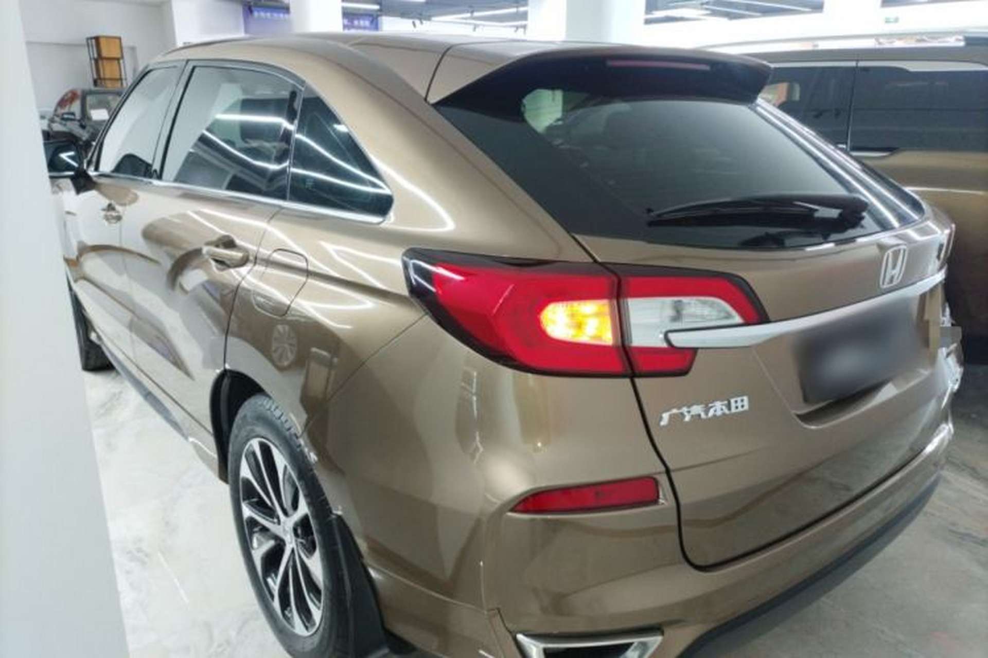 Used Honda Avancier 2017 240TURBO Two-Wheel Drive Luxury Edition Exterior 2