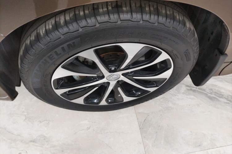 Used Honda Avancier 2017 240TURBO Two-Wheel Drive Luxury Edition Exterior 4
