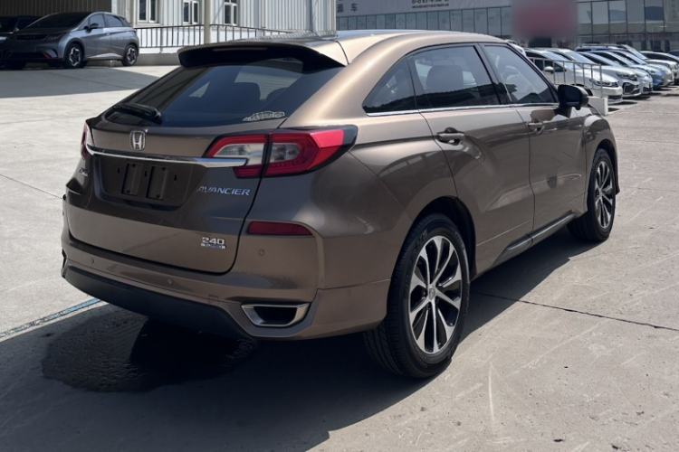 Used Honda Avancier 2017 240TURBO Two-Wheel Drive Luxury Edition Exterior 5