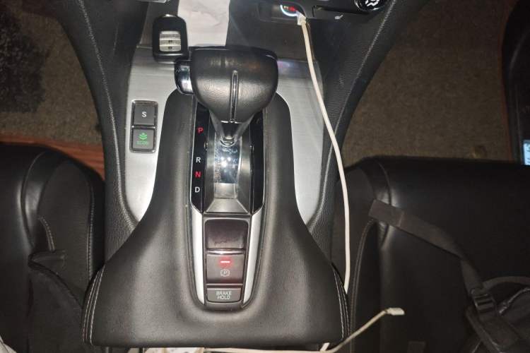 Used Honda Avancier 2017 240TURBO Two-Wheel Drive Luxury Edition Gear Lever