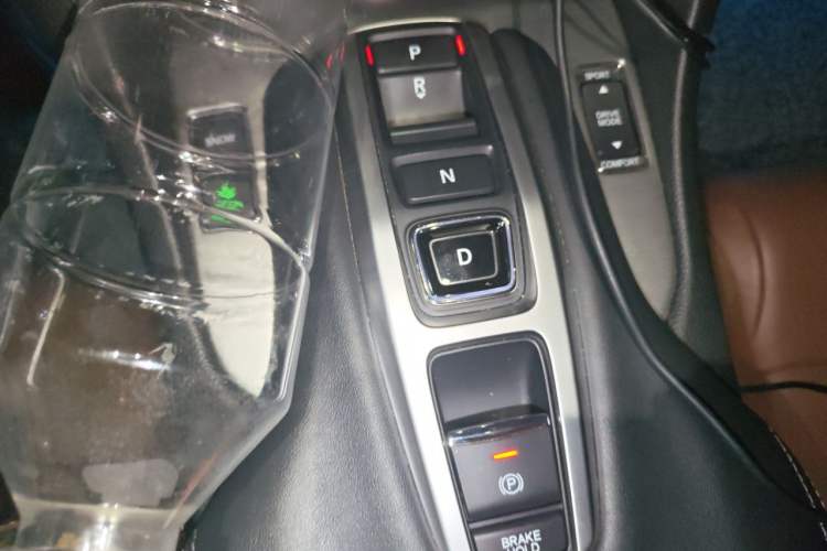 Used Honda Avancier 2017 370TURBO 2WD Luxury Edition Gear Lever