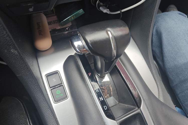 Used Honda Avancier 2017 240TURBO Two-Wheel Drive Luxury Edition Gear Lever
