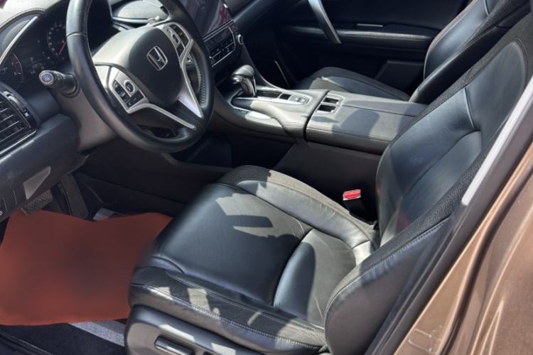 Used Honda Avancier 2017 240TURBO Two-Wheel Drive Luxury Edition Interior 2