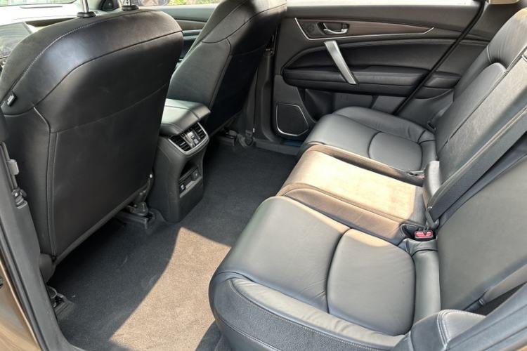 Used Honda Avancier 2017 240TURBO Two-Wheel Drive Comfort Version Interior 4