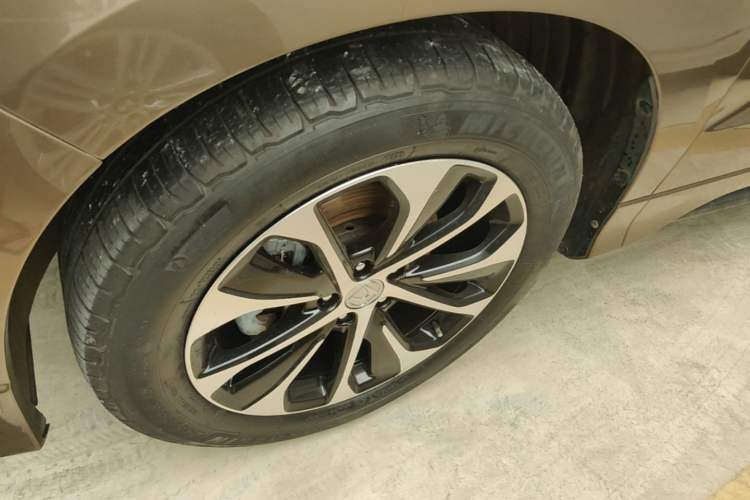 Used Honda Avancier 2017 240TURBO Two-Wheel Drive Premium Edition Left Front Wheel Hub