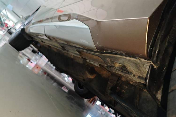 Used Honda Avancier 2017 370TURBO Four-Wheel Drive Prestige Edition Left Side Sill