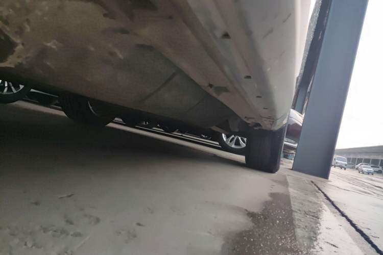 Used Honda Avancier 2017 240TURBO Two-Wheel Drive Luxury Edition Left Side Sill