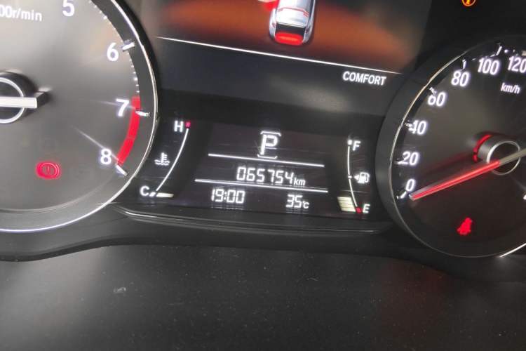 Used Honda Avancier 2017 370TURBO 2WD Luxury Edition Odometer Close Up