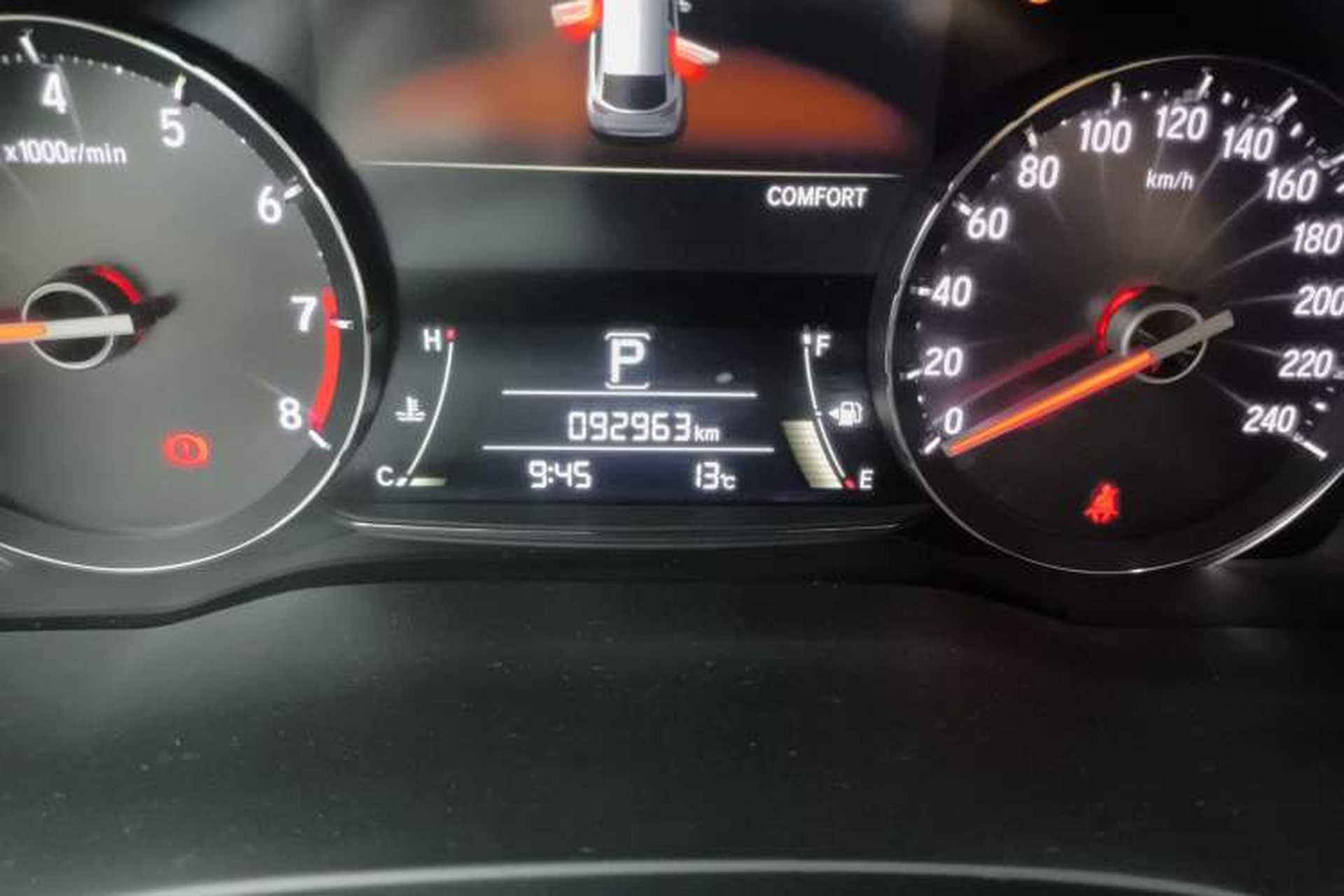 Used Honda Avancier 2017 370TURBO Four-Wheel Drive Prestige Edition Odometer Close Up