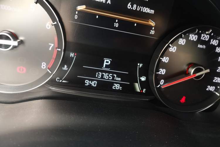 Used Honda Avancier 2017 240TURBO Two-Wheel Drive Premium Edition Odometer Close Up