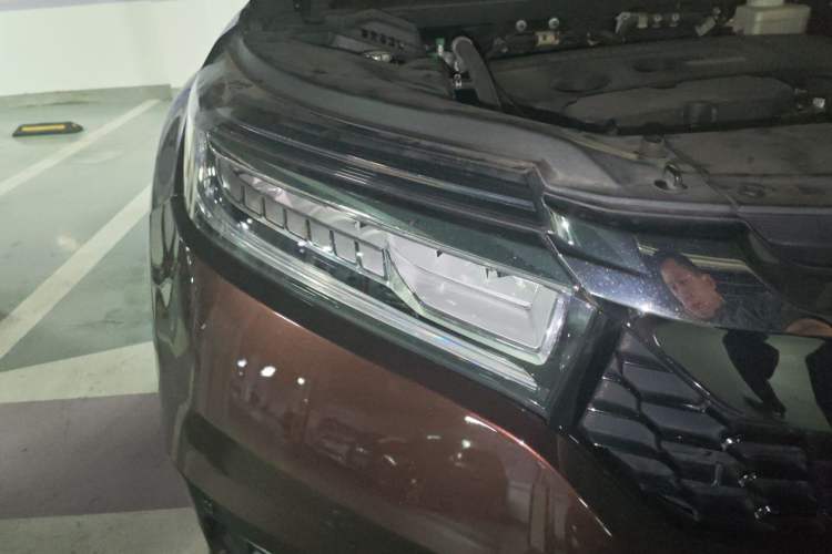 Used Honda Avancier 2017 370TURBO 2WD Luxury Edition Right Front Headlight