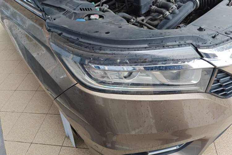 Used Honda Avancier 2017 240TURBO Two-Wheel Drive Luxury Edition Right Front Headlight