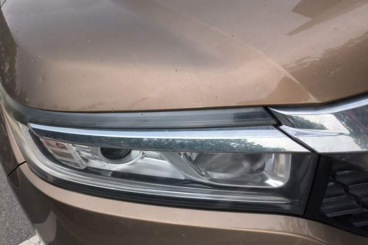Used Honda Avancier 2017 240TURBO Two-Wheel Drive Luxury Edition Right Front Headlight