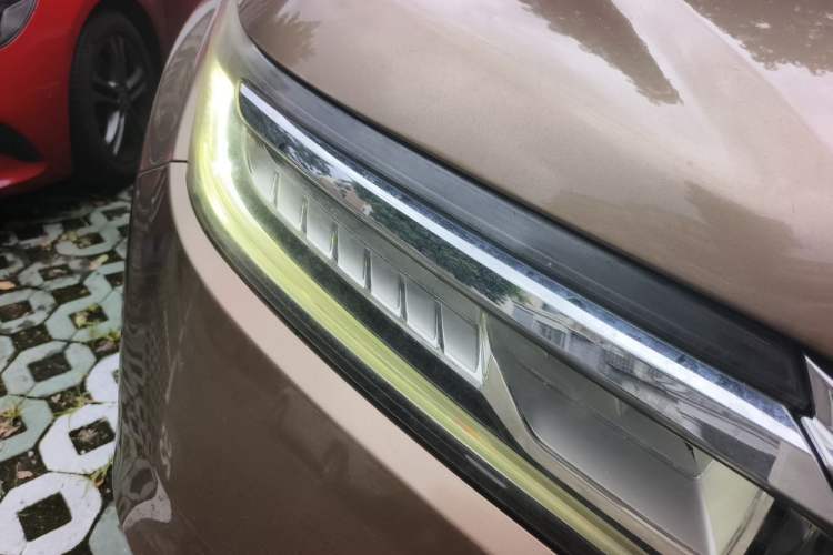 Used Honda Avancier 2017 370TURBO Four-Wheel Drive Supreme Edition Right Front Headlight