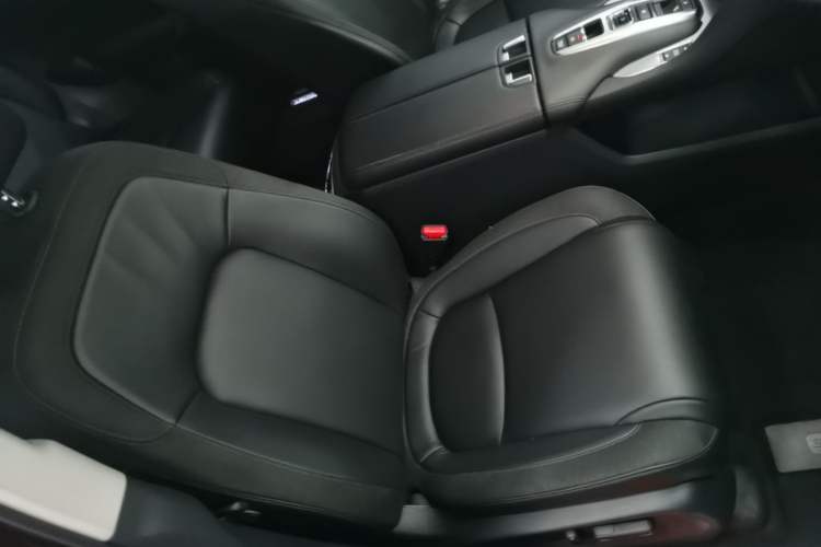 Used Honda Avancier 2017 370TURBO Four-Wheel Drive Prestige Edition Right Front Seat