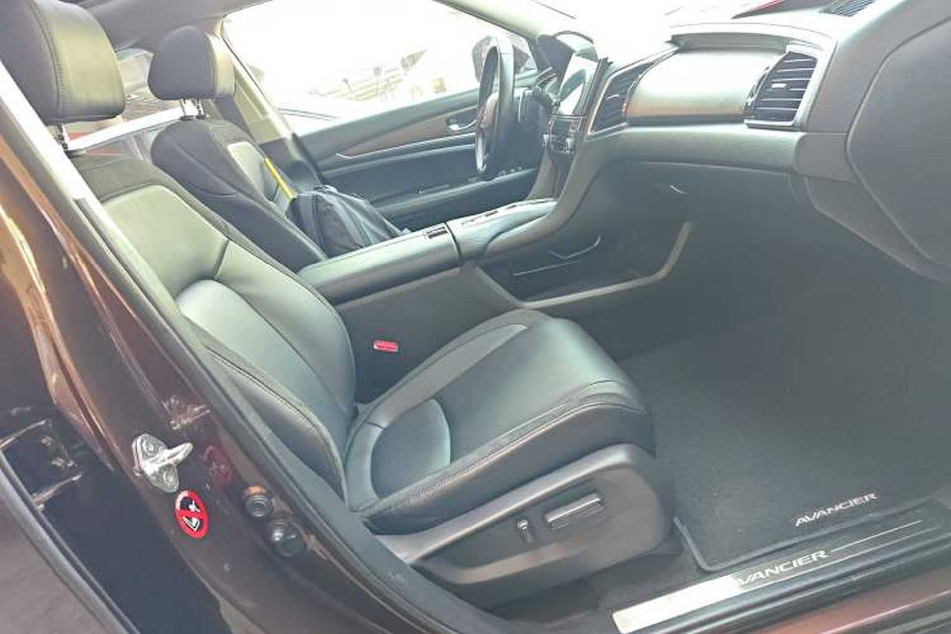 Used Honda Avancier 2017 370TURBO 2WD Luxury Edition Right Front Seat