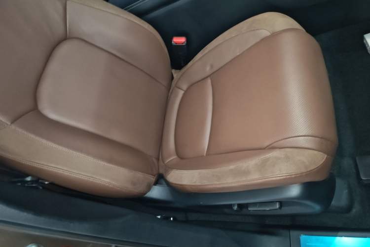 Used Honda Avancier 2017 370TURBO Four-Wheel Drive Supreme Edition Right Front Seat