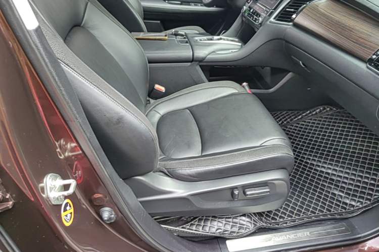 Used Honda Avancier 2017 370TURBO 2WD Luxury Edition Right Front Seat