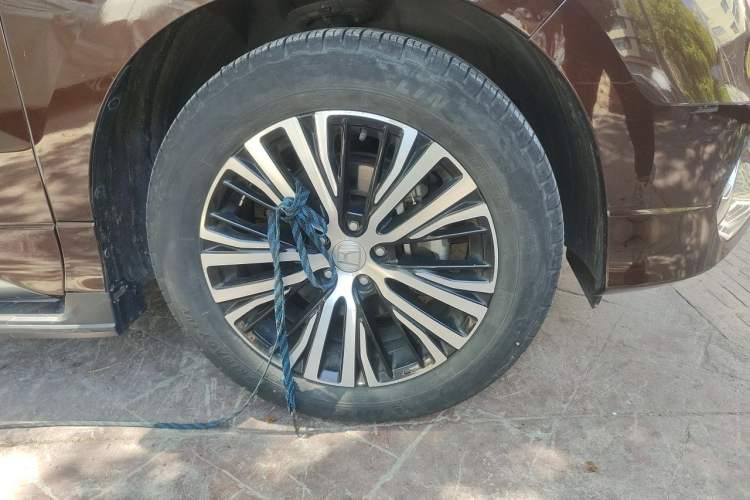 Used Honda Avancier 2017 370TURBO 2WD Luxury Edition Right Front Wheel Hub