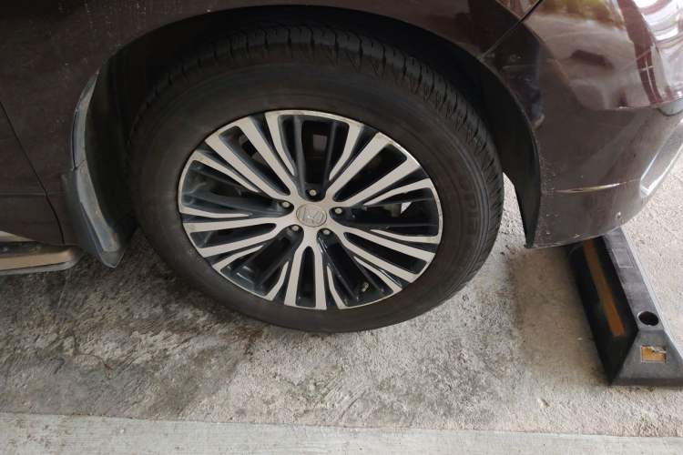 Used Honda Avancier 2017 370TURBO 2WD Luxury Edition Right Front Wheel Hub