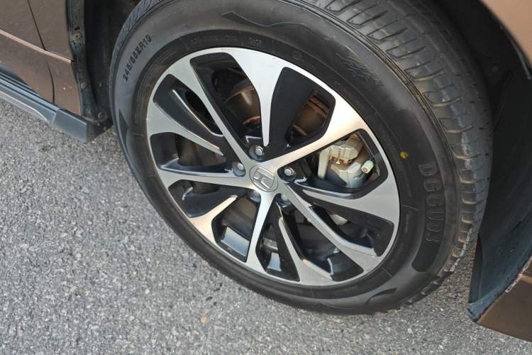 Used Honda Avancier 2017 240TURBO Two-Wheel Drive Luxury Edition Right Front Wheel Hub
