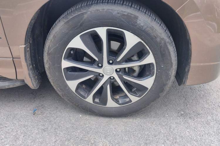 Used Honda Avancier 2017 240TURBO Two-Wheel Drive Luxury Edition Right Front Wheel Hub