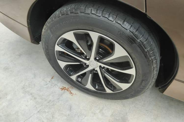 Used Honda Avancier 2017 240TURBO Two-Wheel Drive Premium Edition Right Rear Wheel Hub