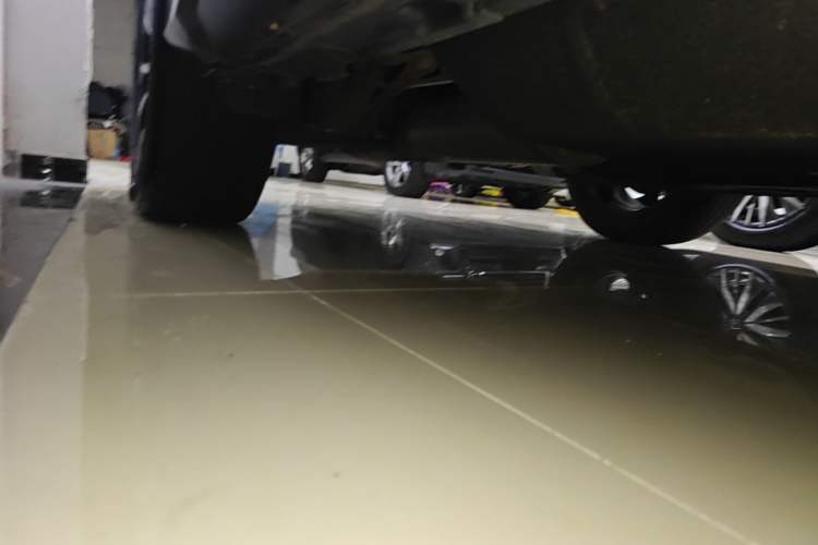 Used Honda Avancier 2017 240TURBO Two-Wheel Drive Premium Edition Right Side Sill