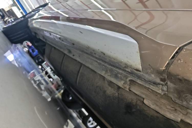 Used Honda Avancier 2017 370TURBO Four-Wheel Drive Supreme Edition Right Side Sill