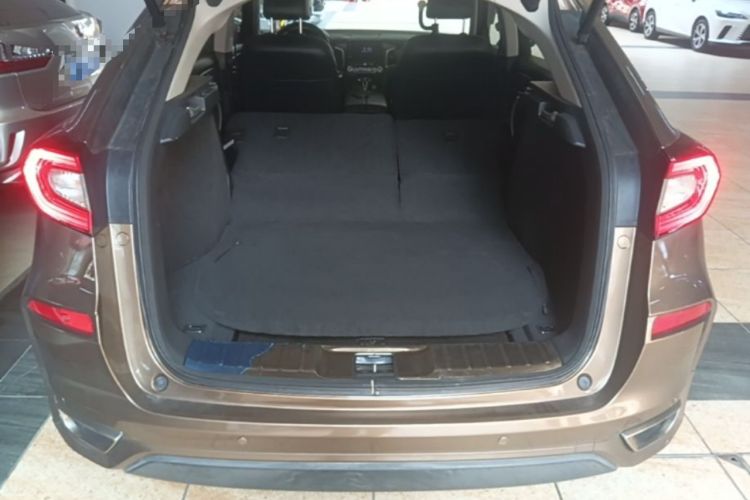 Used Honda Avancier 2017 240TURBO Two-Wheel Drive Comfort Version Trunk