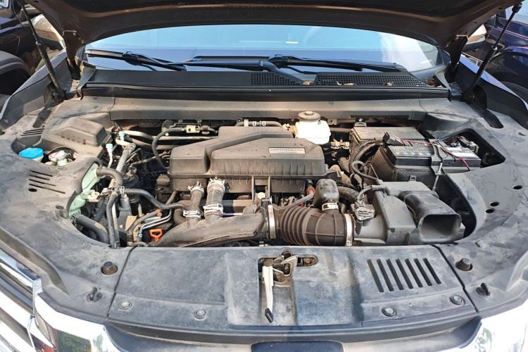 Used Honda Avancier 2017 240TURBO Two-Wheel Drive Premium Edition Engine Bay