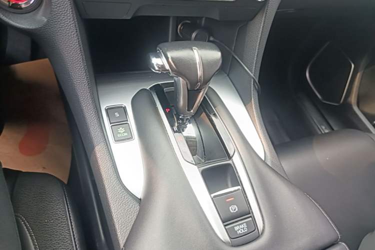 Used Honda Avancier 2017 240TURBO Two-Wheel Drive Comfort Version Gear Lever