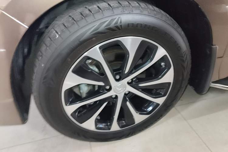 Used Honda Avancier 2017 240TURBO Two-Wheel Drive Comfort Version Left Front Wheel Hub
