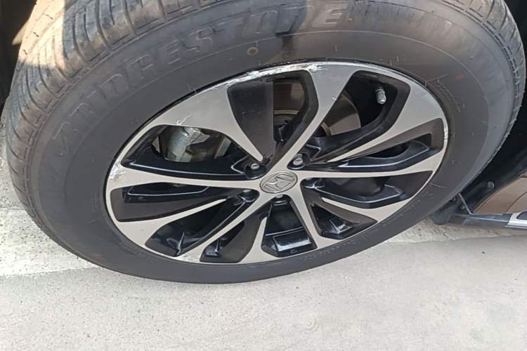 Used Honda Avancier 2017 240TURBO Two-Wheel Drive Comfort Version Left Front Wheel Hub