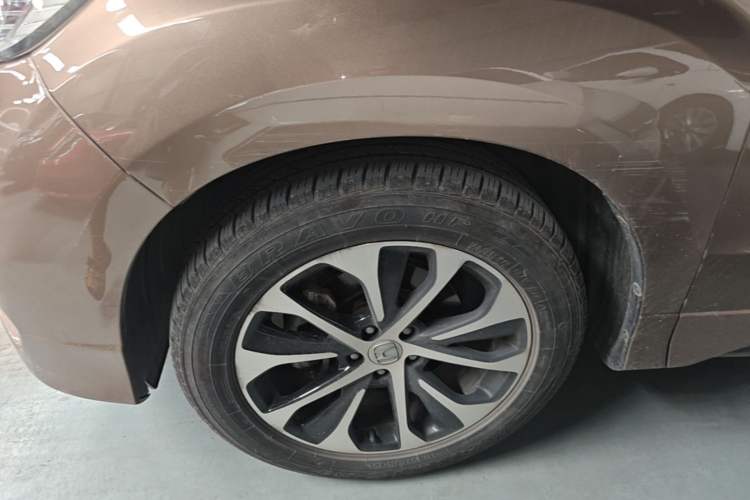 Used Honda Avancier 2017 240TURBO Two-Wheel Drive Comfort Version Left Front Wheel Hub