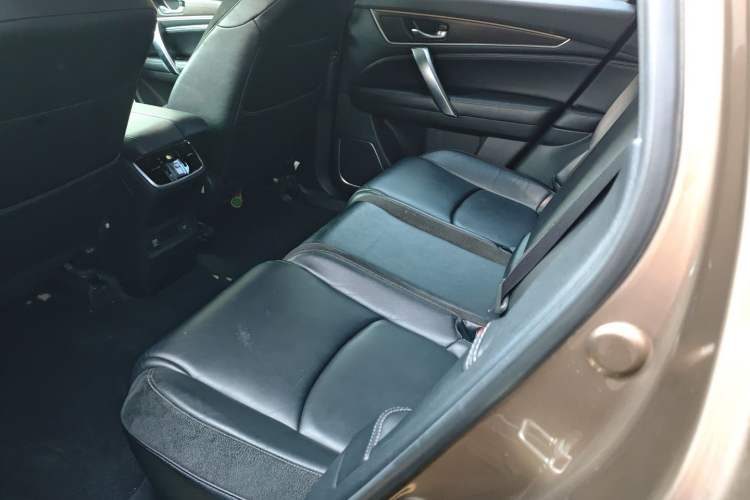 Used Honda Avancier 2017 240TURBO Two-Wheel Drive Premium Edition Left Rear Seat
