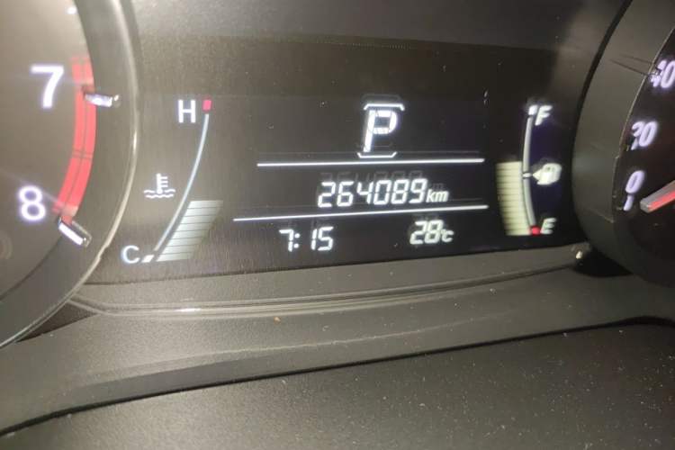Used Honda Avancier 2017 370TURBO Four-Wheel Drive Prestige Edition Odometer Close Up