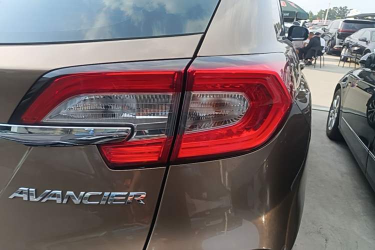 Used Honda Avancier 2017 240TURBO Two-Wheel Drive Comfort Version Right Rear Taillight