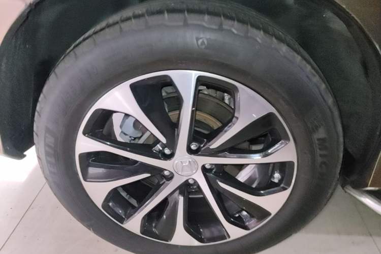 Used Honda Avancier 2017 240TURBO Two-Wheel Drive Comfort Version Right Rear Wheel Hub